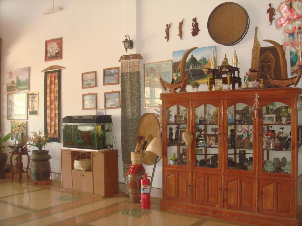 Champa Hotel Pakse Exterior photo