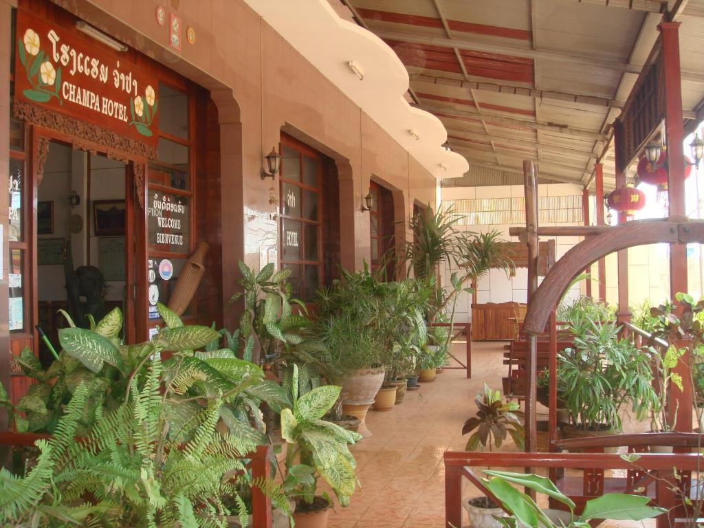 Champa Hotel Pakse Exterior photo