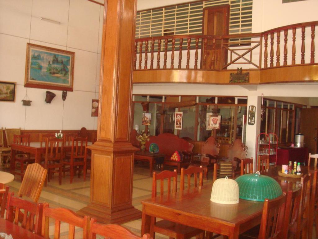 Champa Hotel Pakse Exterior photo